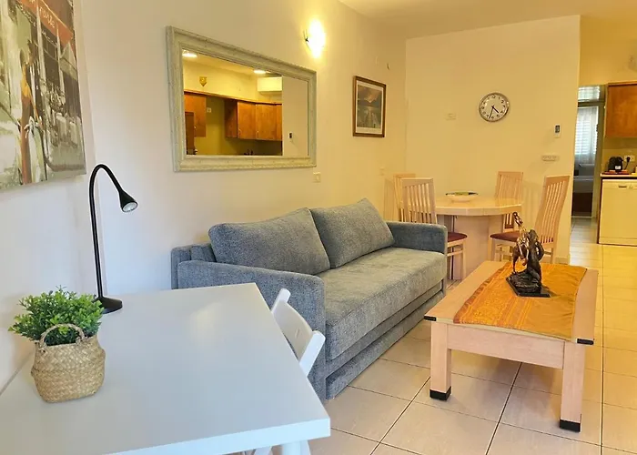 Nomi Suites Marina Herzelia